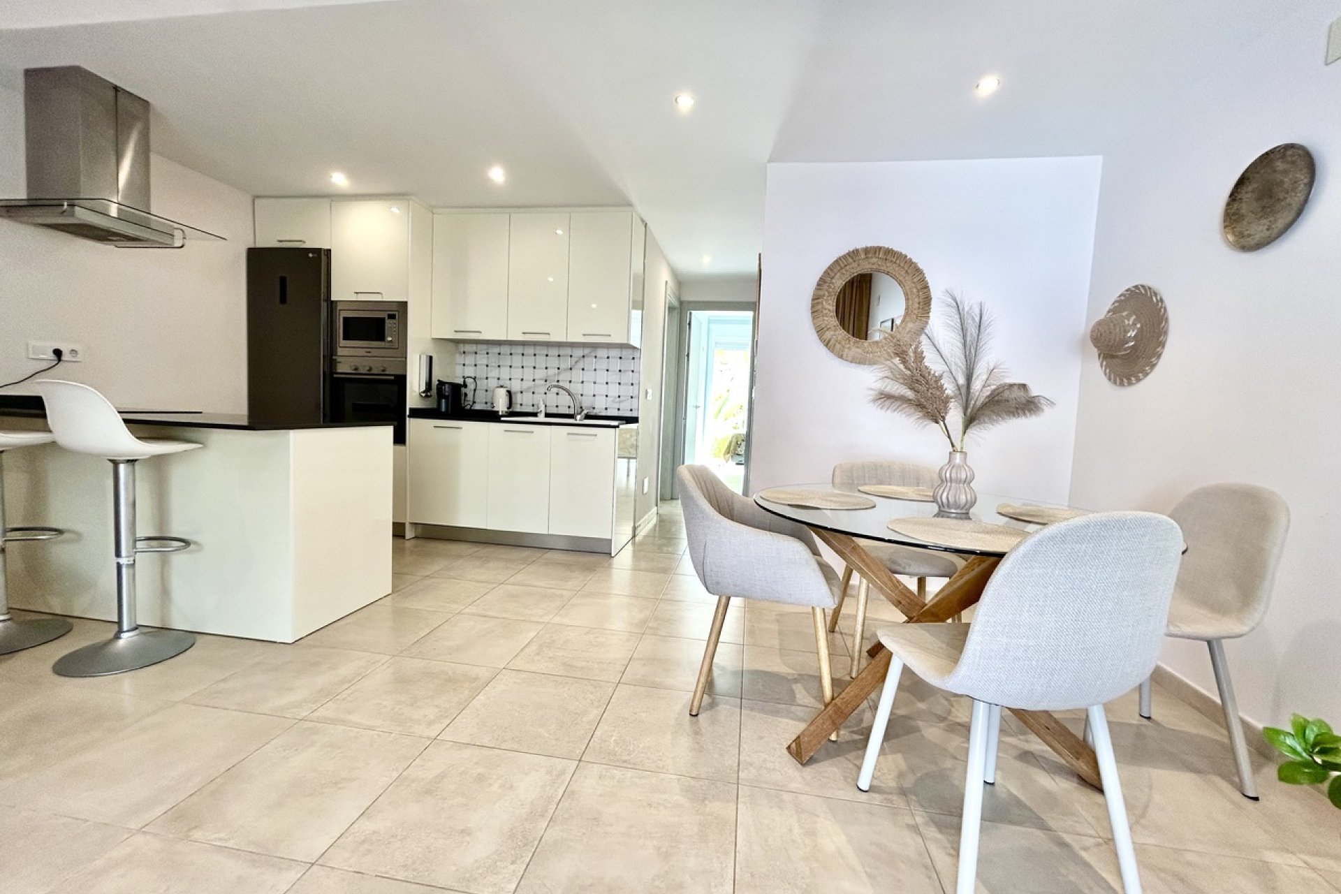 Resale - Townhouse - Ciudad Quesada