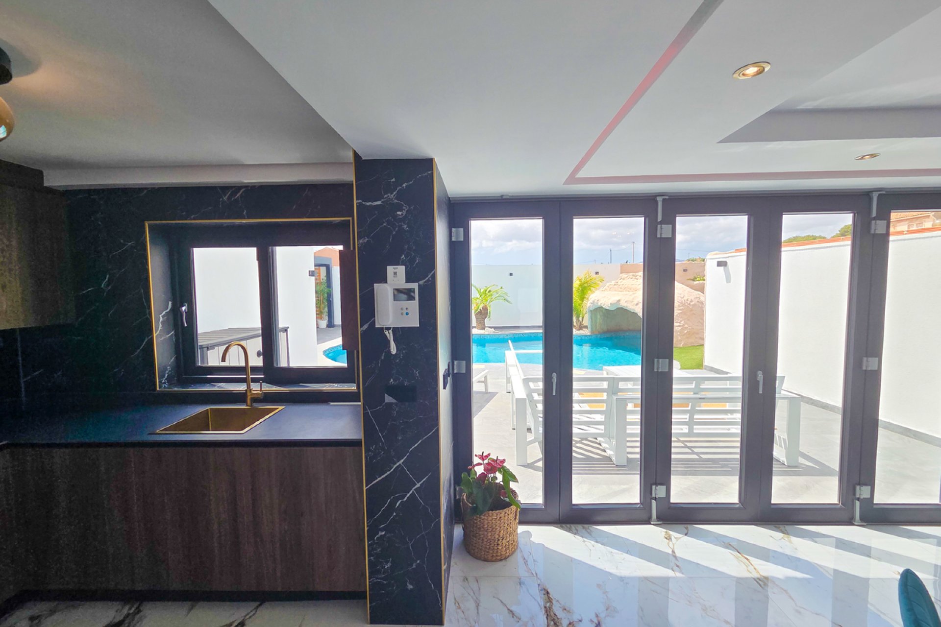 Resale - Townhouse - Los Urrutias