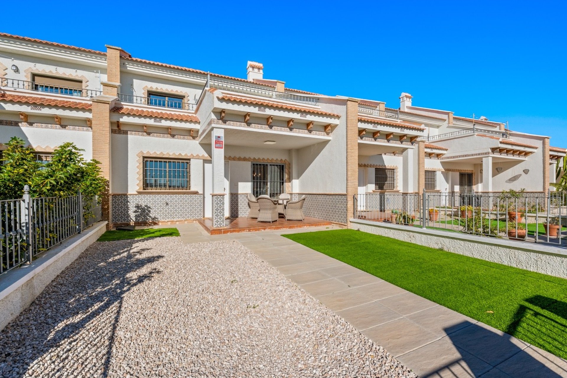 Resale - Townhouse - San Miguel de Salinas