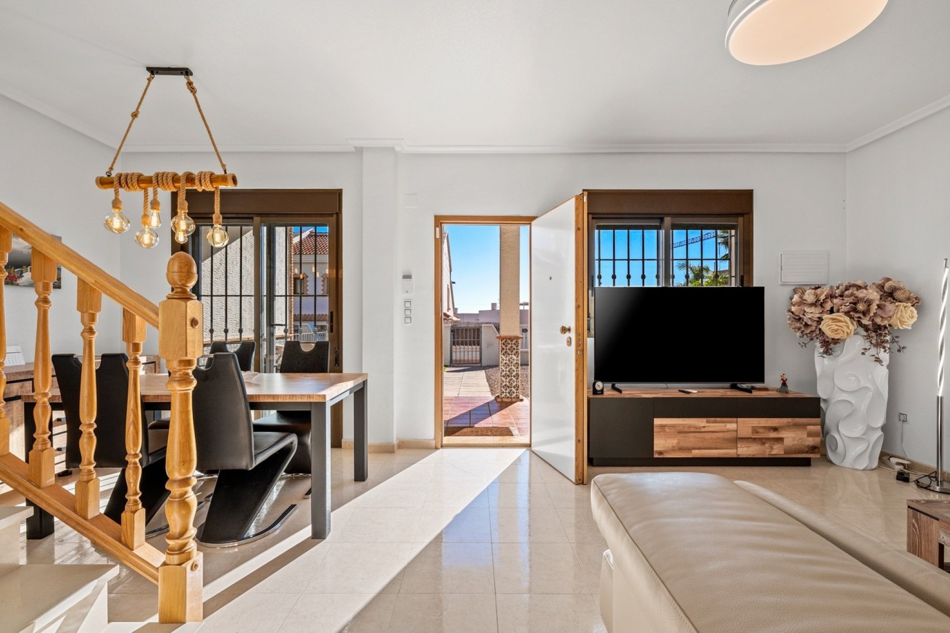 Resale - Townhouse - San Miguel de Salinas