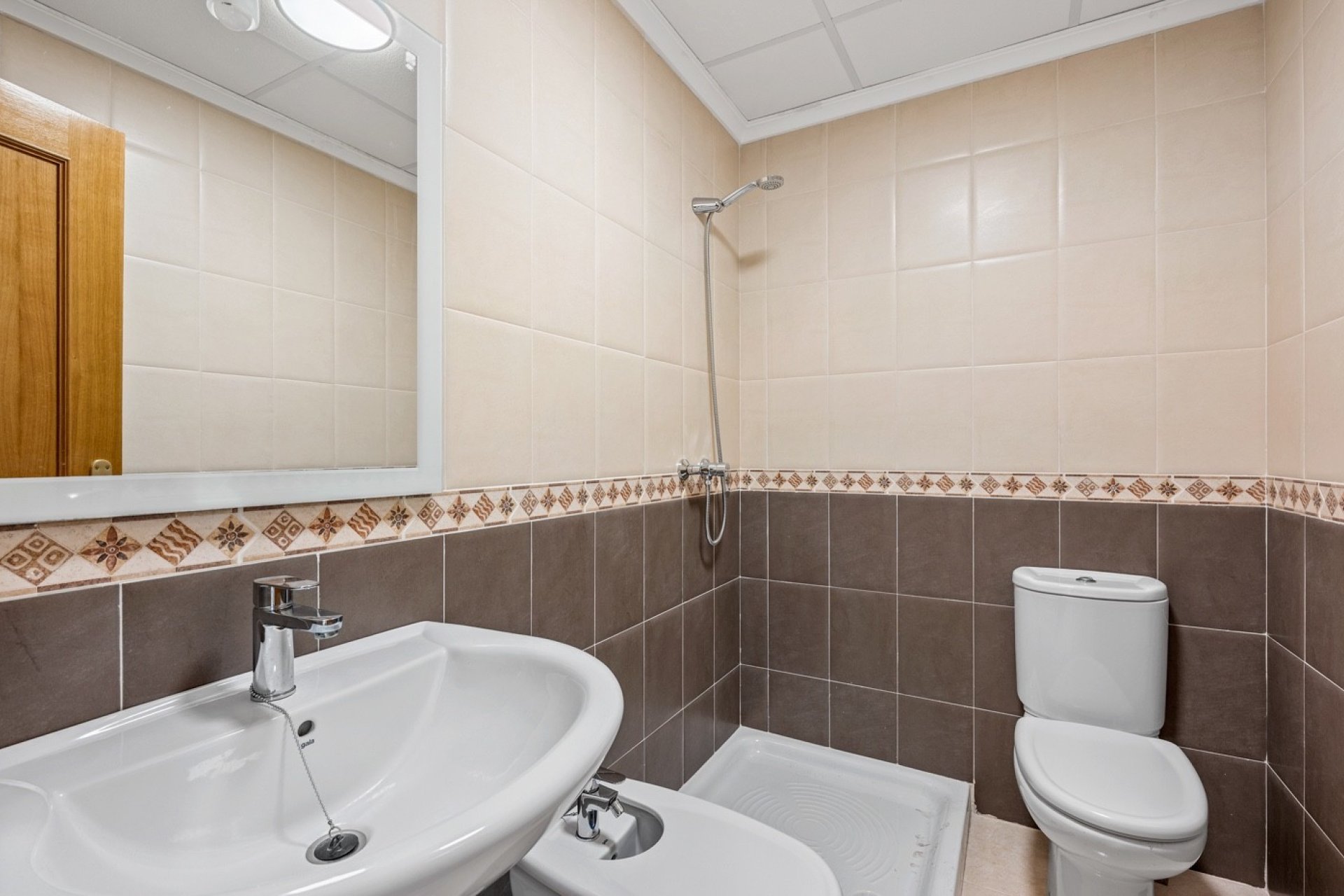 Resale - Townhouse - San Miguel de Salinas