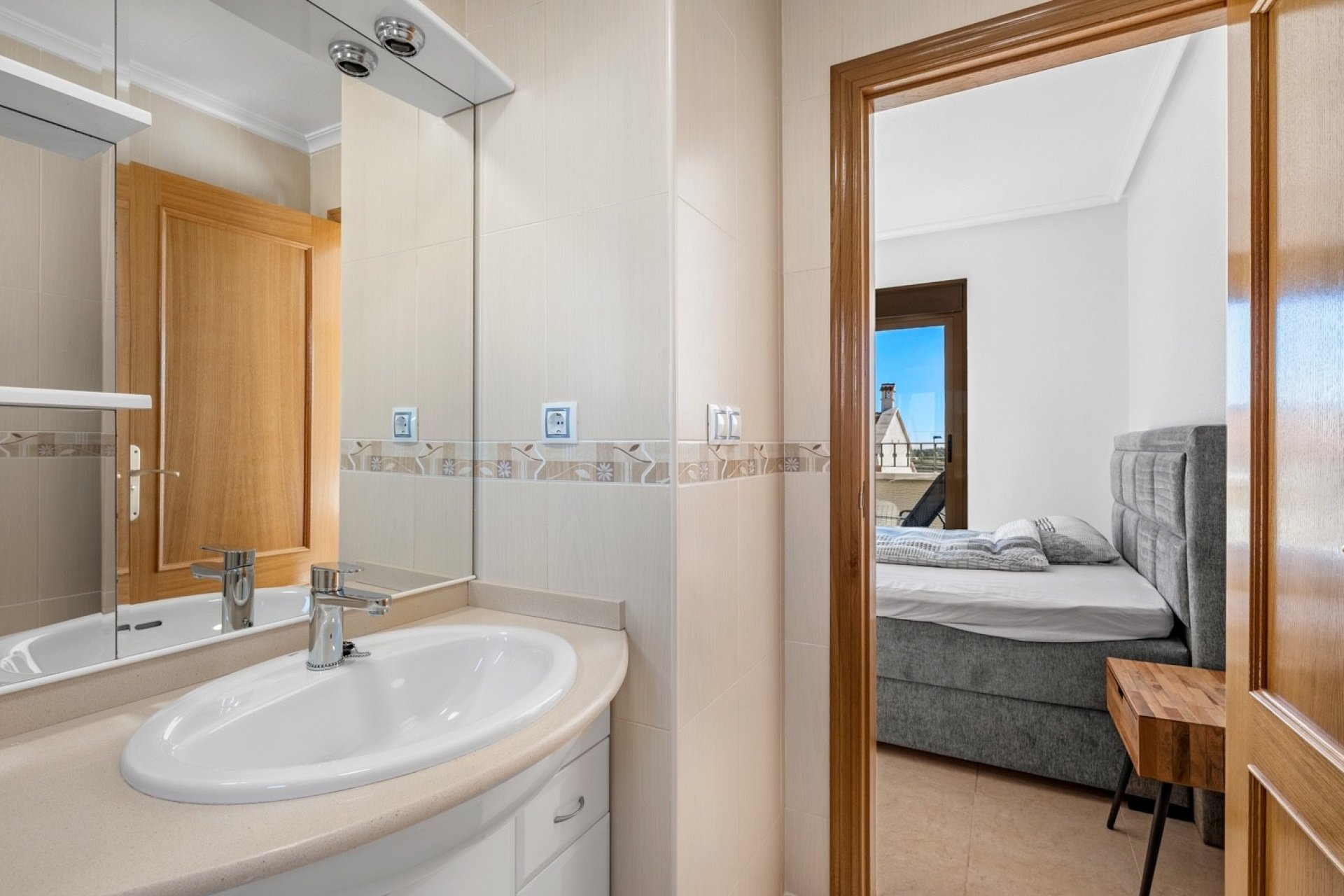 Resale - Townhouse - San Miguel de Salinas