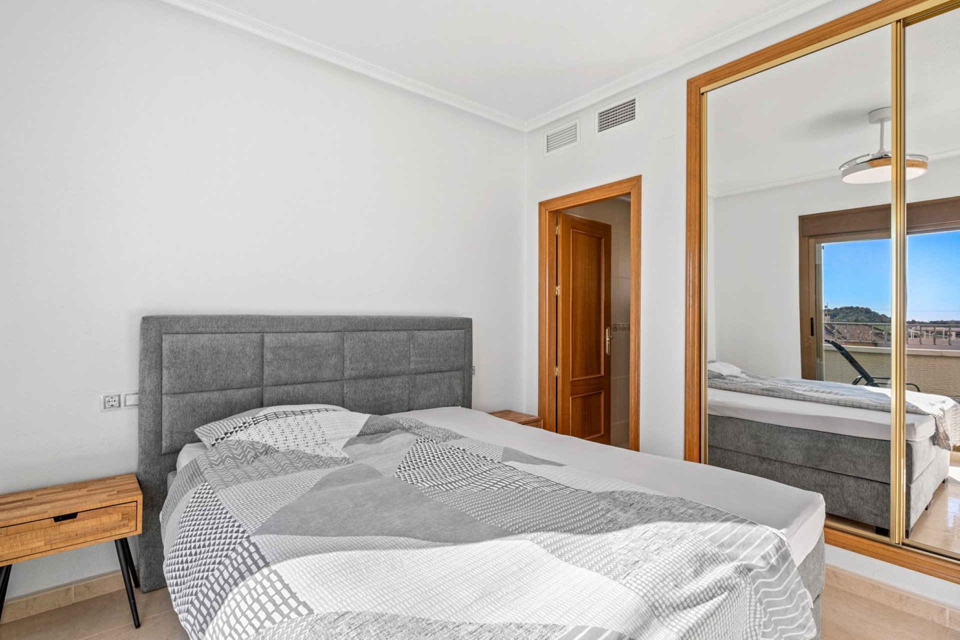 Resale - Townhouse - San Miguel de Salinas