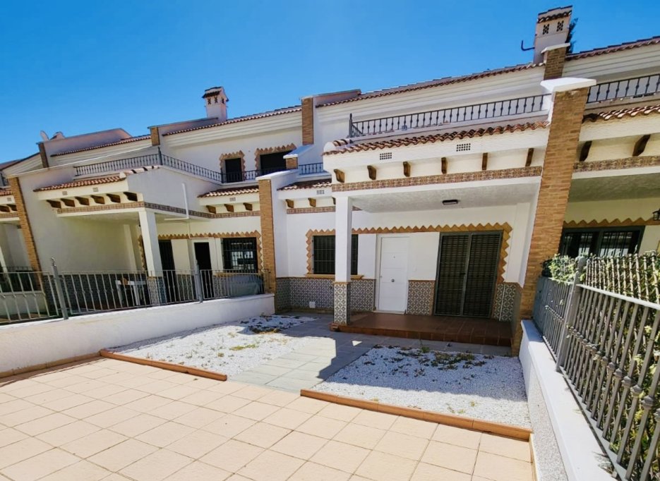Resale - Townhouse - San Miguel de Salinas