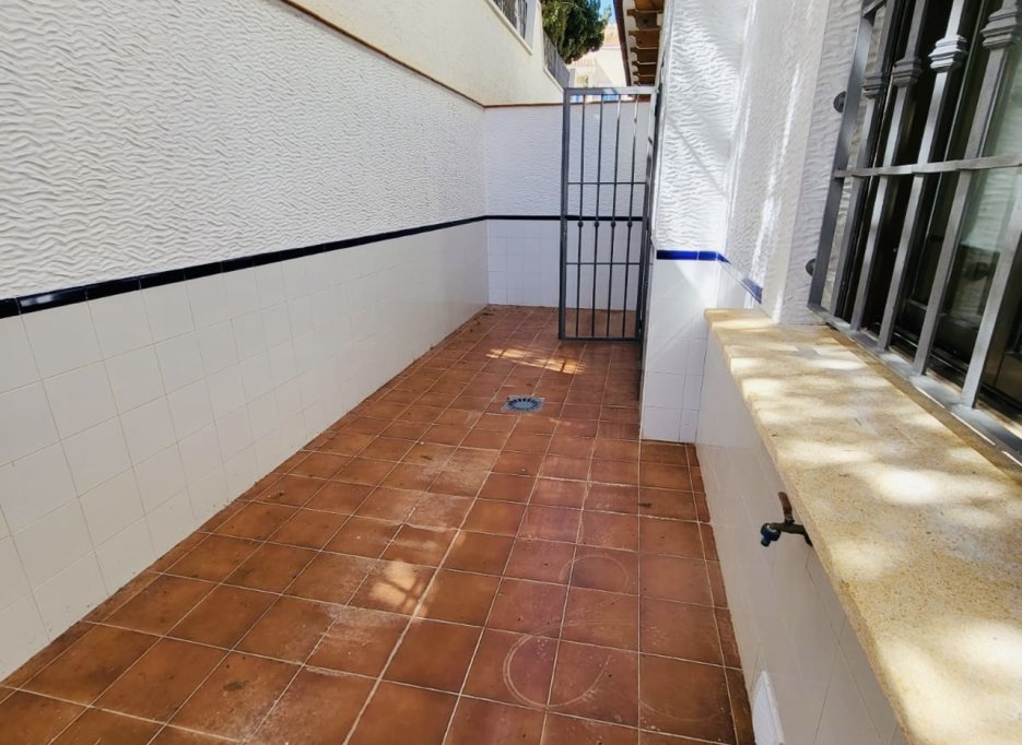 Resale - Townhouse - San Miguel de Salinas