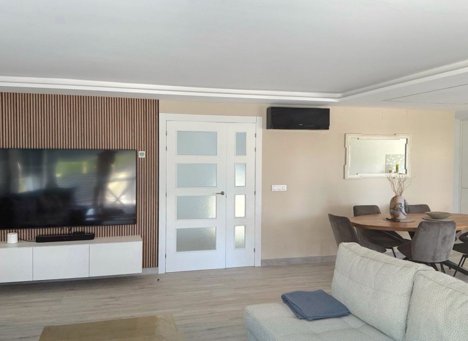 Resale - Villa - Alfas del Pí - pueblo