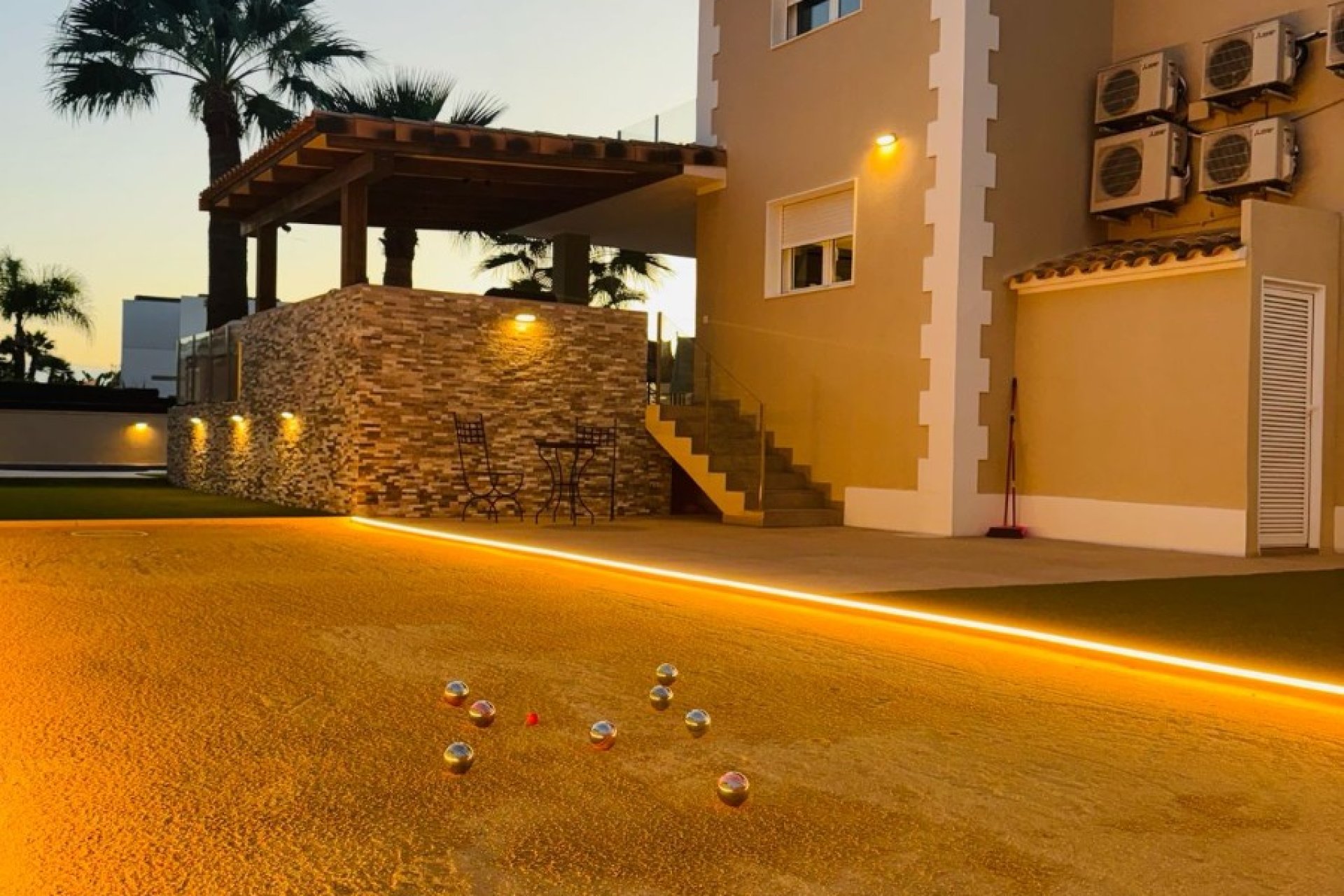 Resale - Villa - Alfas del Pí - pueblo