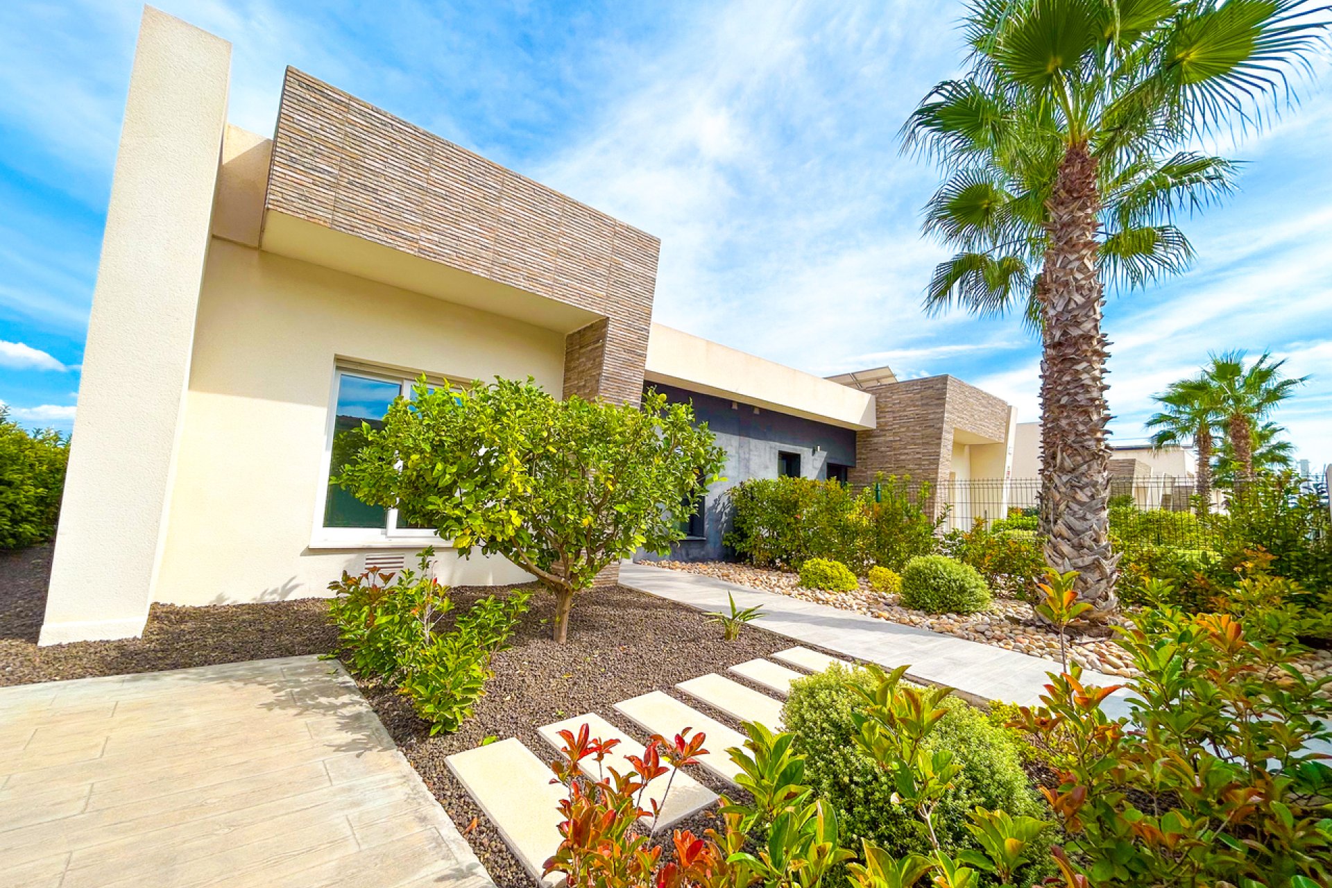 Resale - Villa - Algorfa