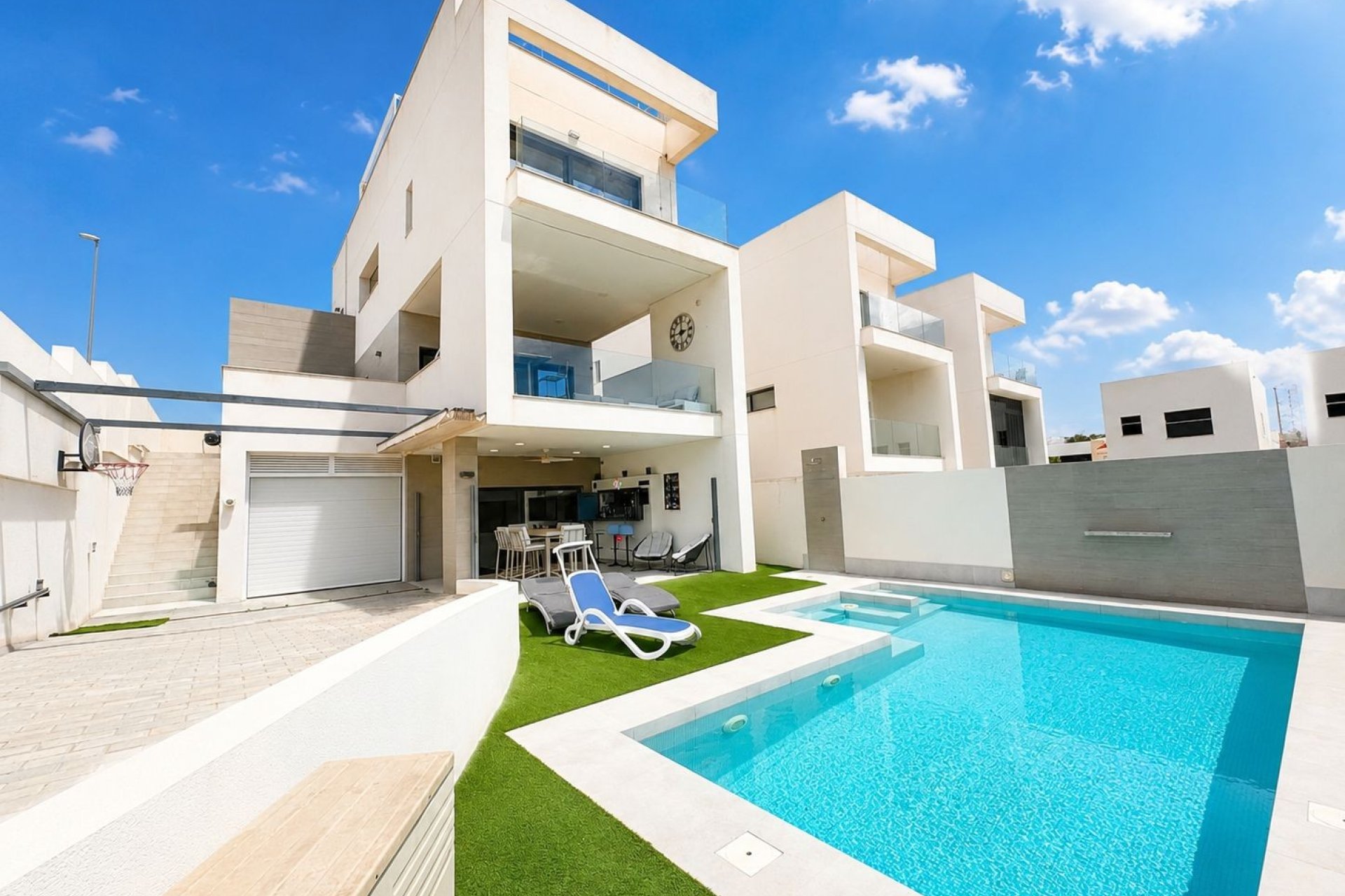 Resale - Villa - Benijofar