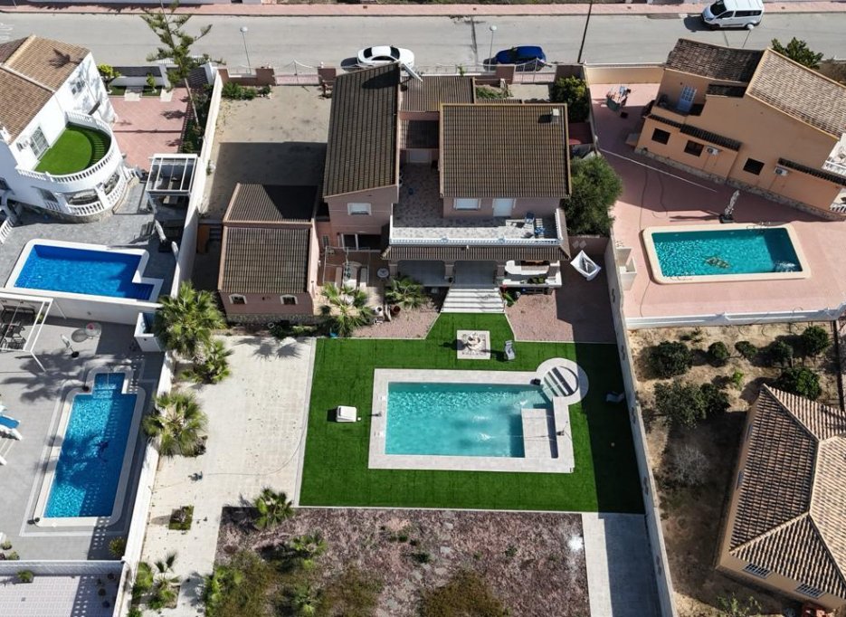 Resale - Villa - Benijofar