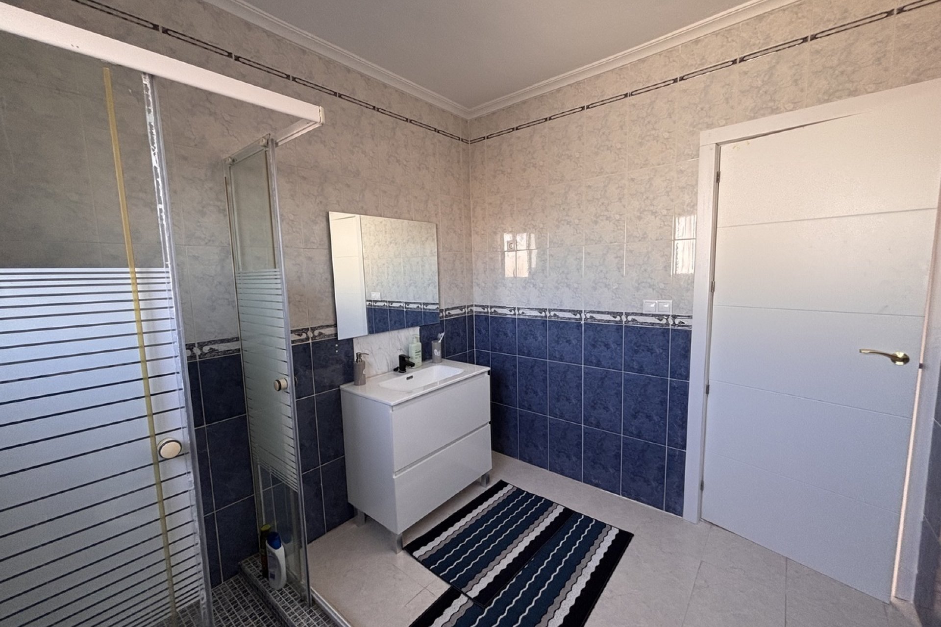 Resale - Villa - Benijofar