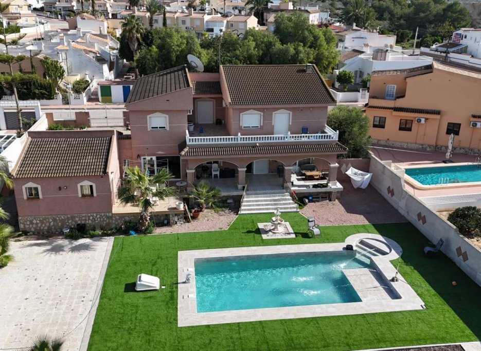 Resale - Villa - Benijofar