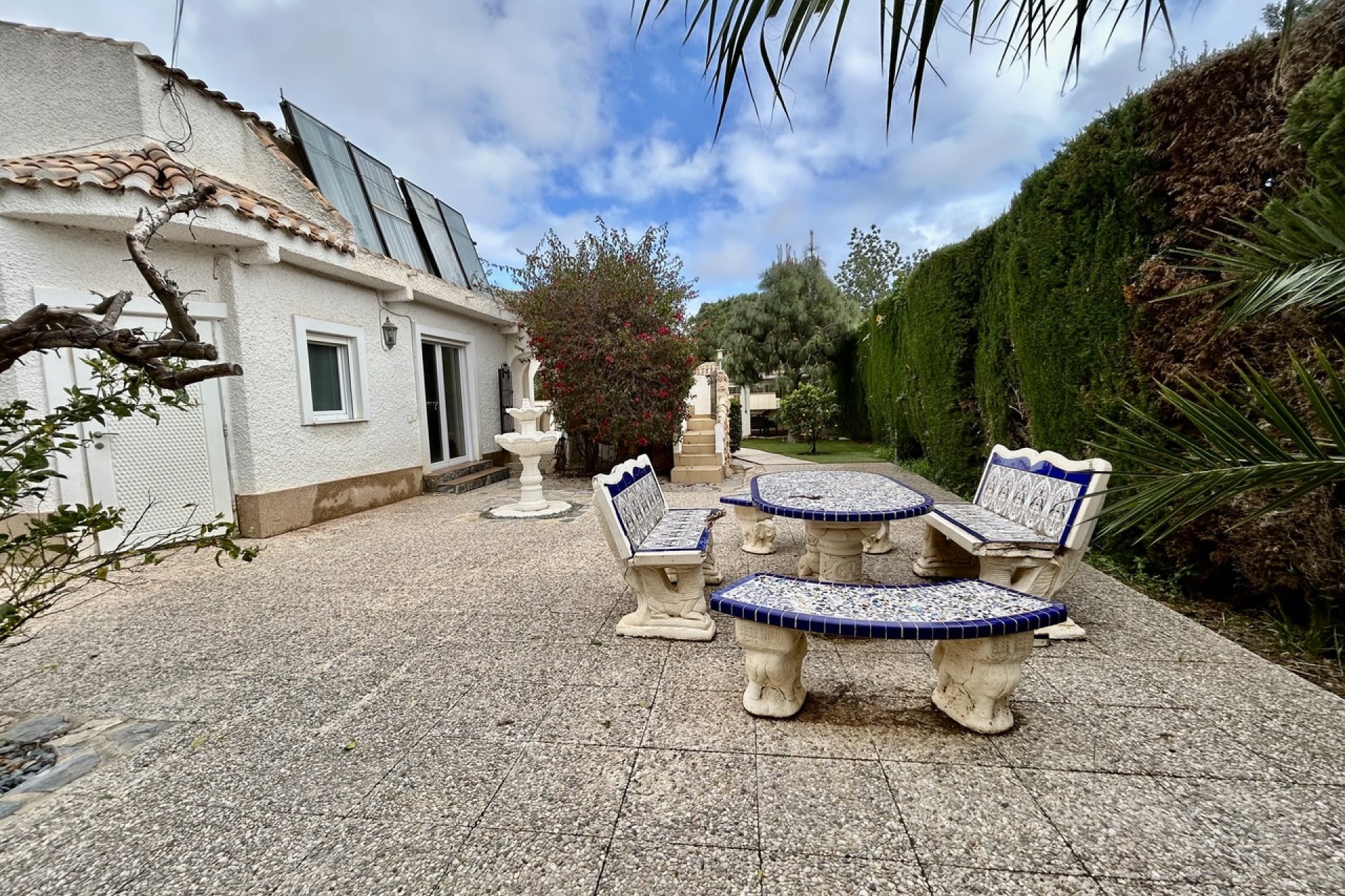 Resale - Villa - Cabo Roig