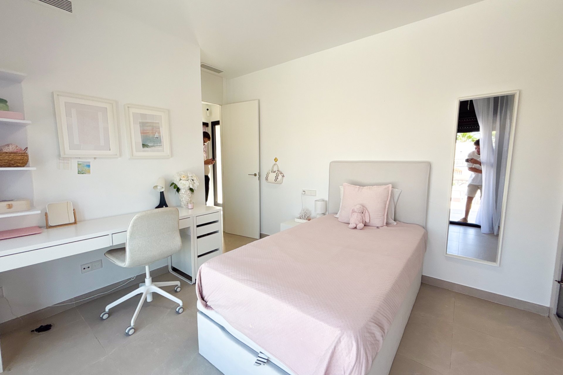 Resale - Villa - Cabo Roig