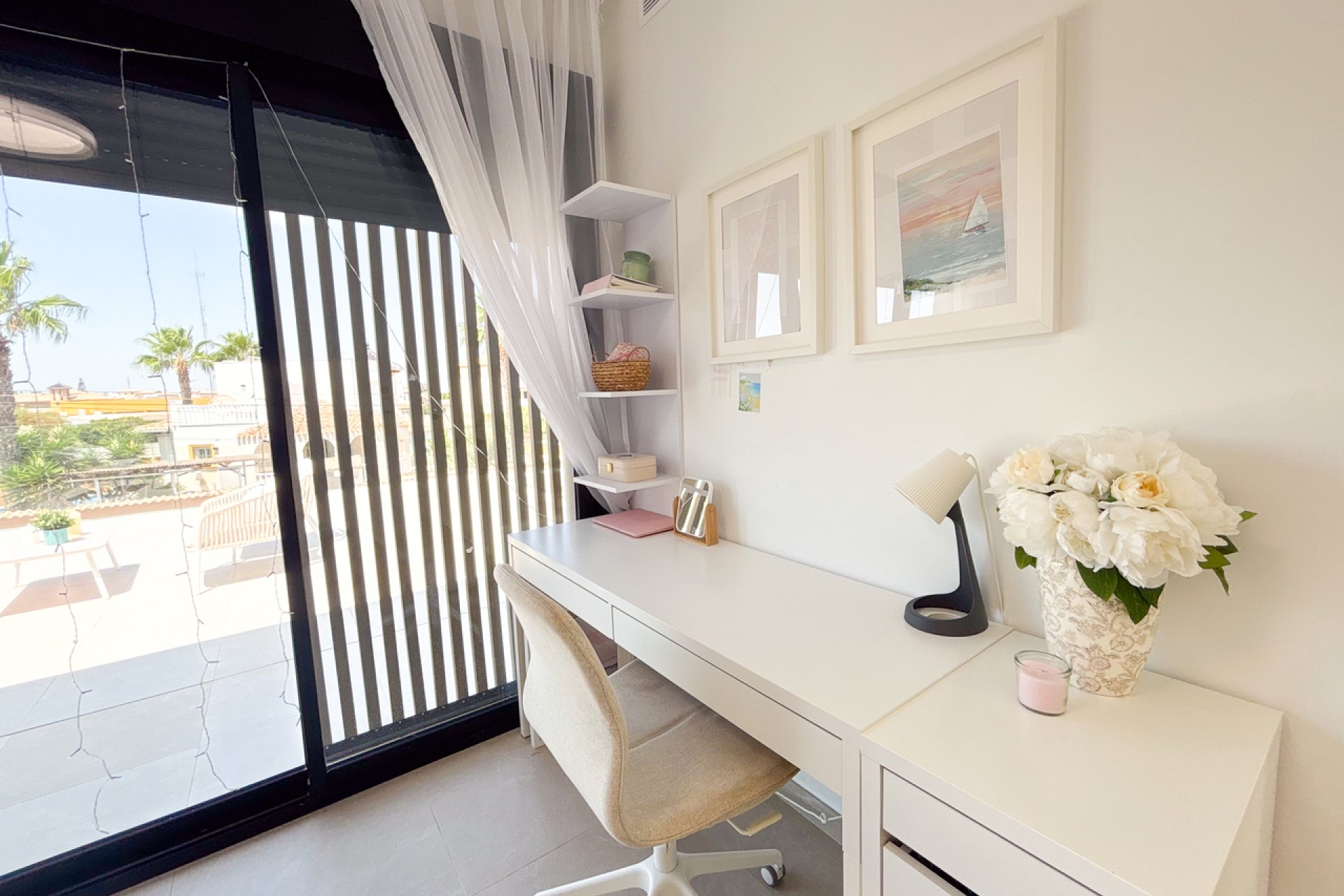 Resale - Villa - Cabo Roig