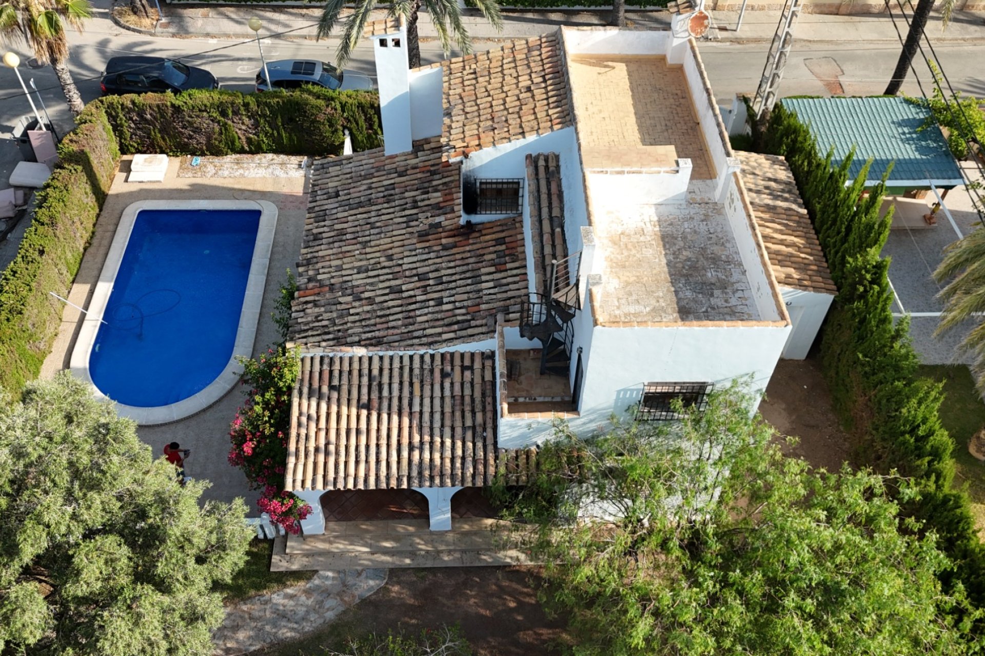 Resale - Villa - Cabo Roig