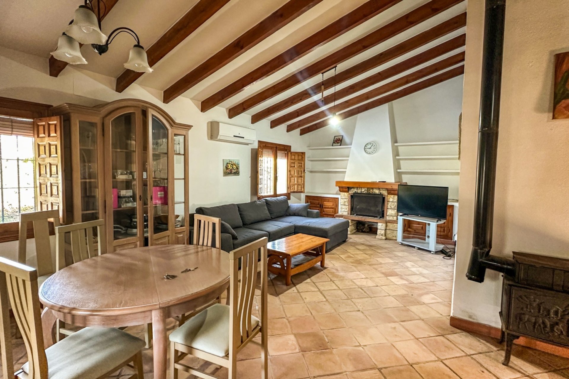 Resale - Villa - Cabo Roig