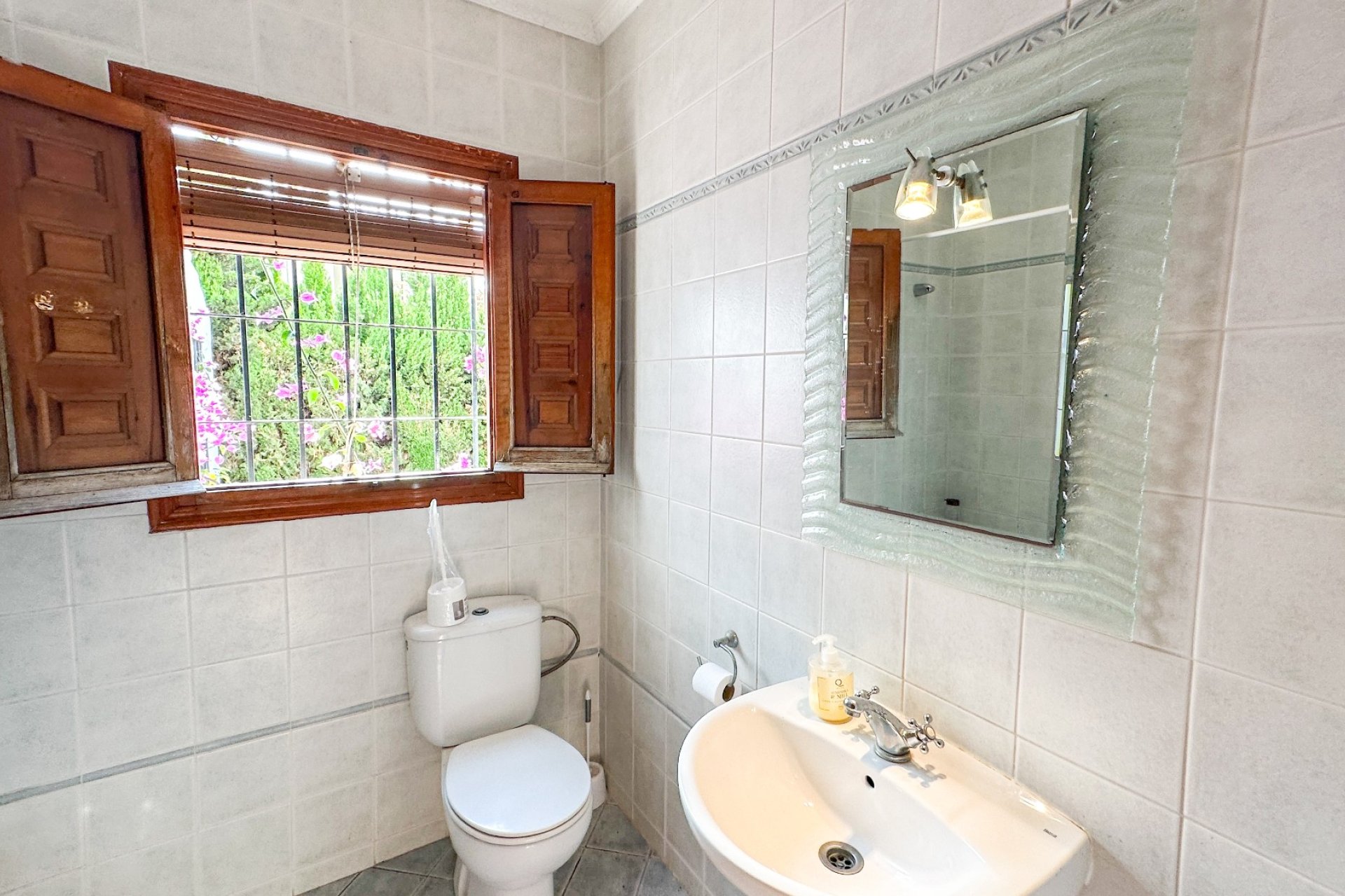 Resale - Villa - Cabo Roig