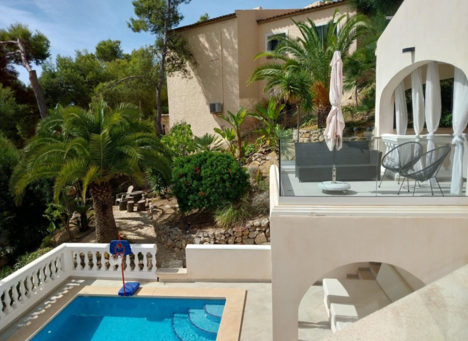 Resale - Villa - Calviá - Mallorca