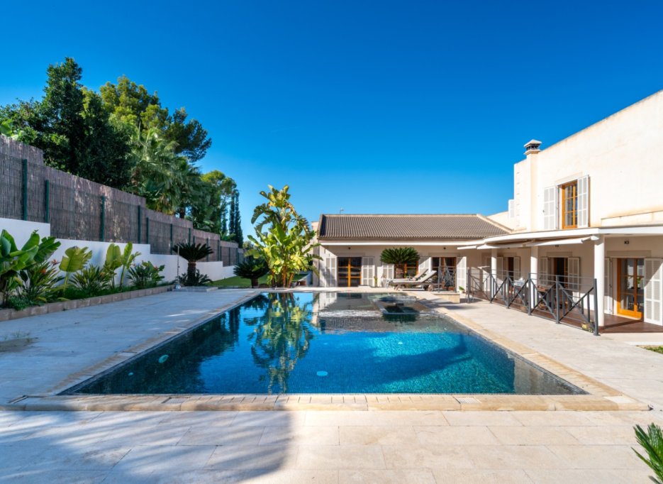 Resale - Villa - Calviá - Mallorca