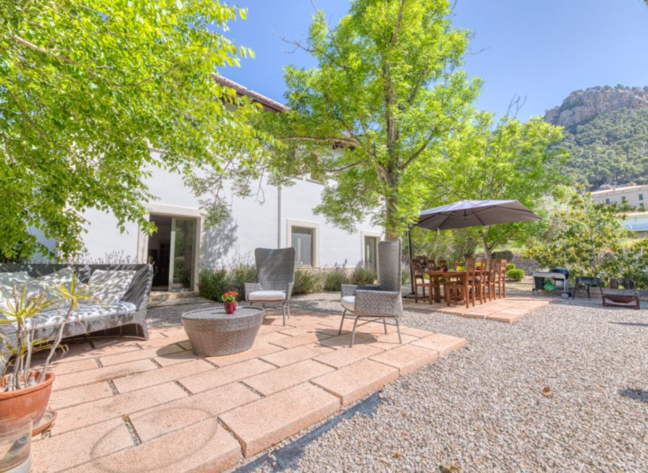 Resale - Villa - Esporlas - Mallorca