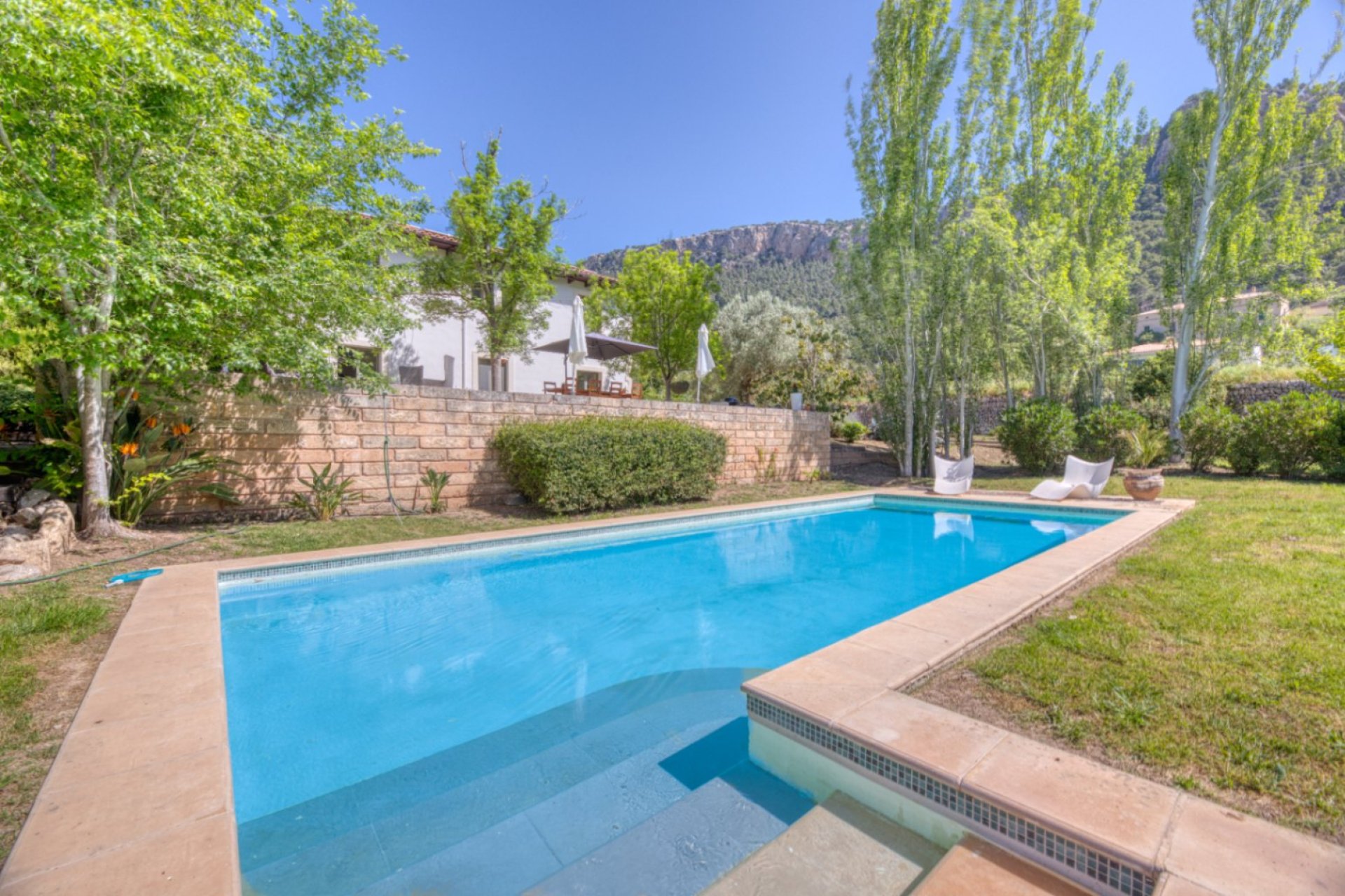 Resale - Villa - Esporlas - Mallorca