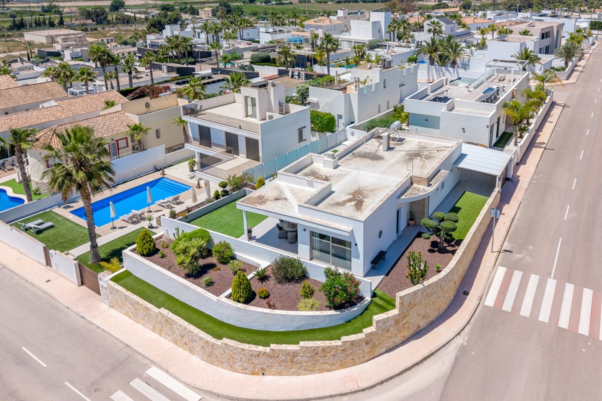 Resale - Villa - La Marina
