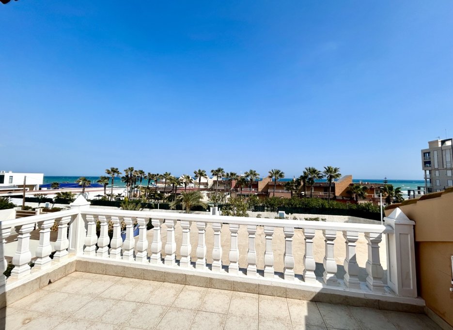 Resale - Villa - La Mata