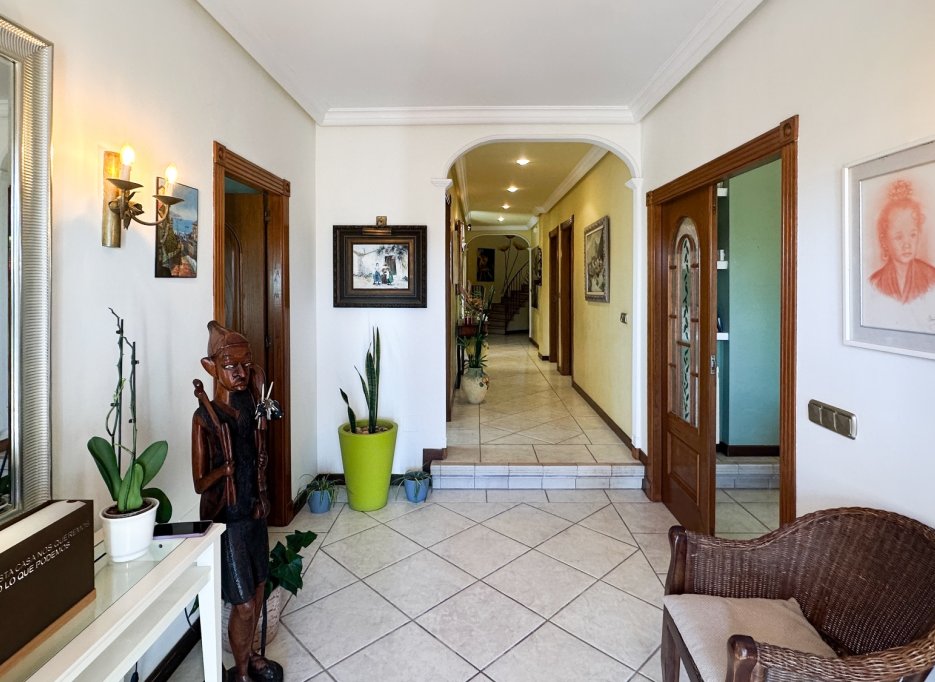 Resale - Villa - La Mata