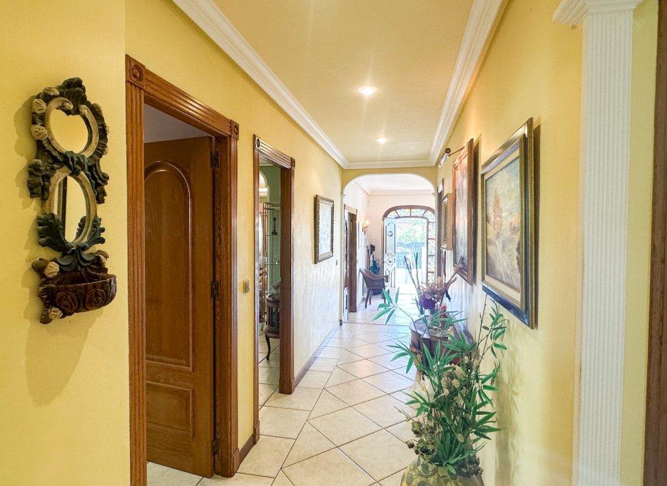 Resale - Villa - La Mata