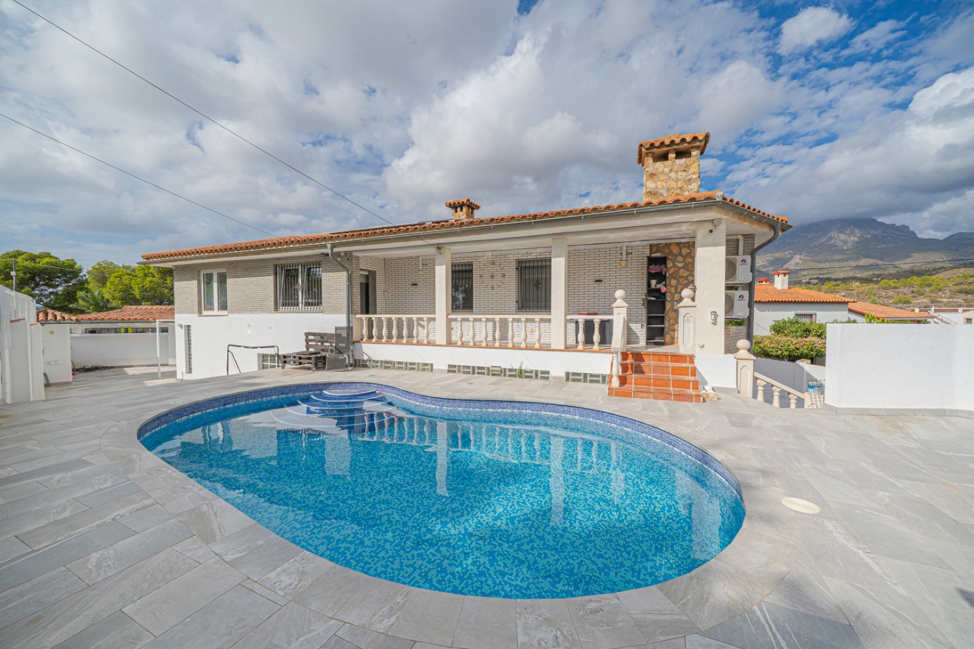 Resale - Villa - La Nucía - Panorama