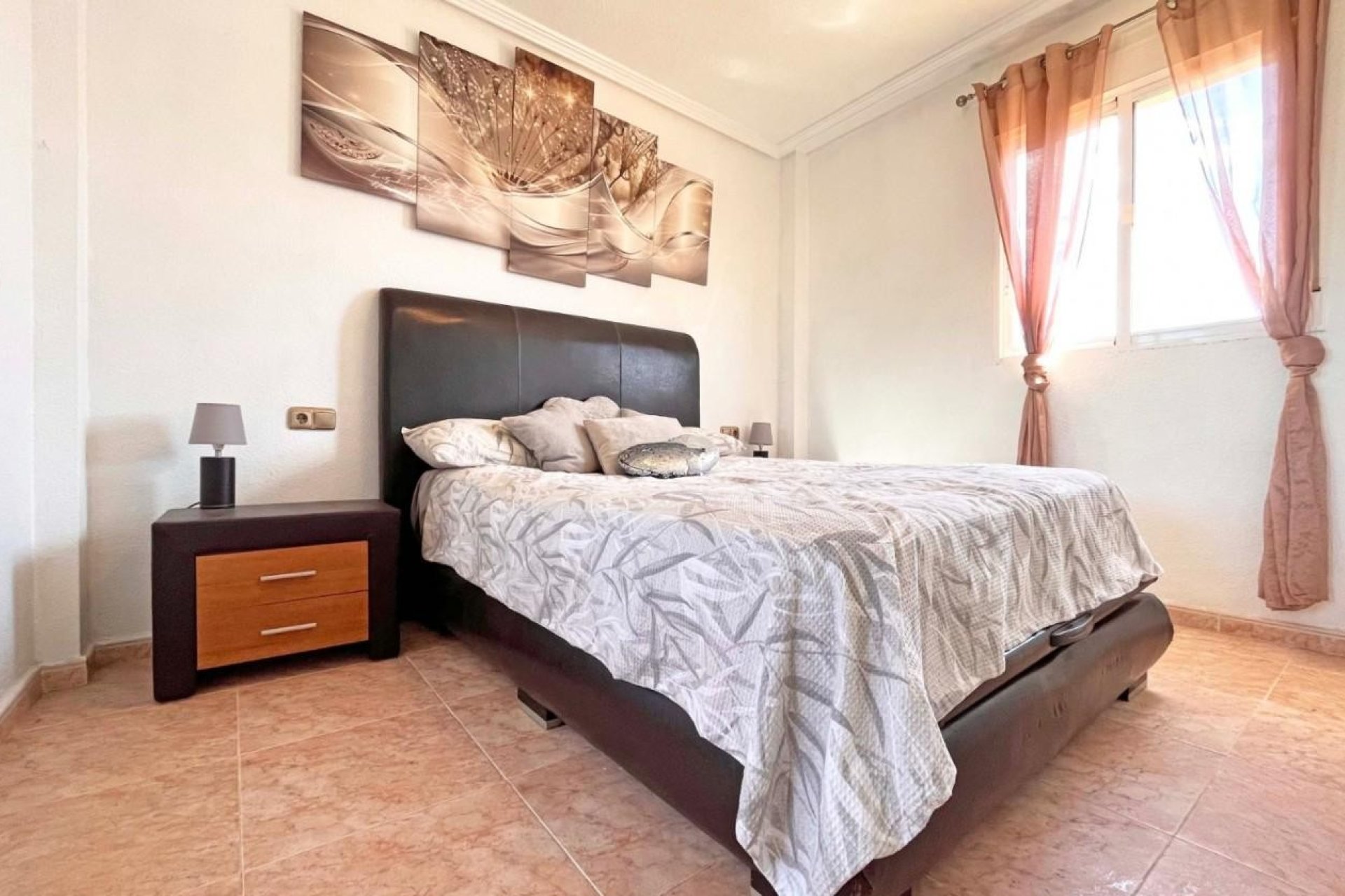 Resale - Villa - La Zenia