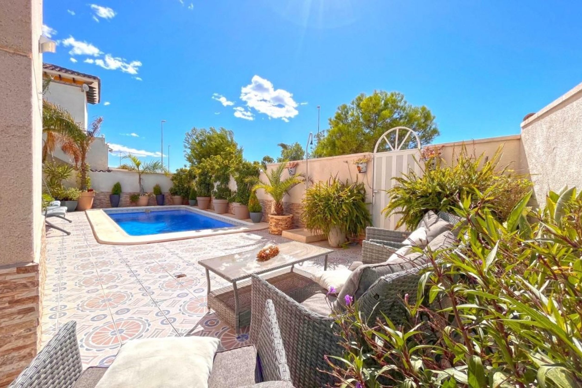 Resale - Villa - La Zenia