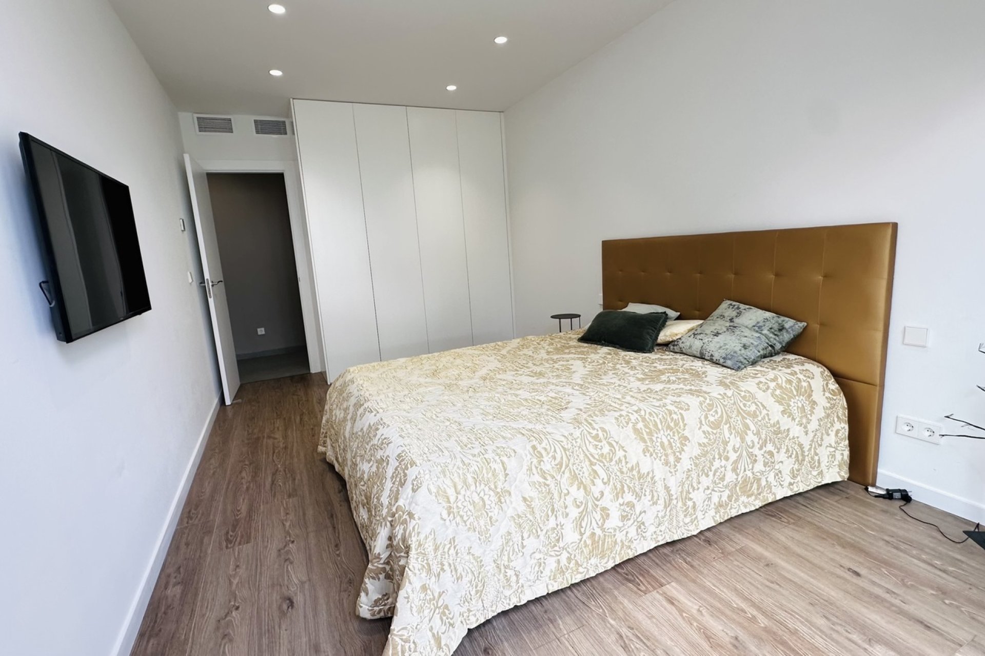 Resale - Villa - Las Colinas Golf - Las Colinas Golf Resort