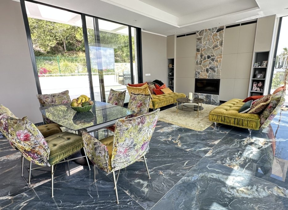 Resale - Villa - Las Colinas Golf Resort