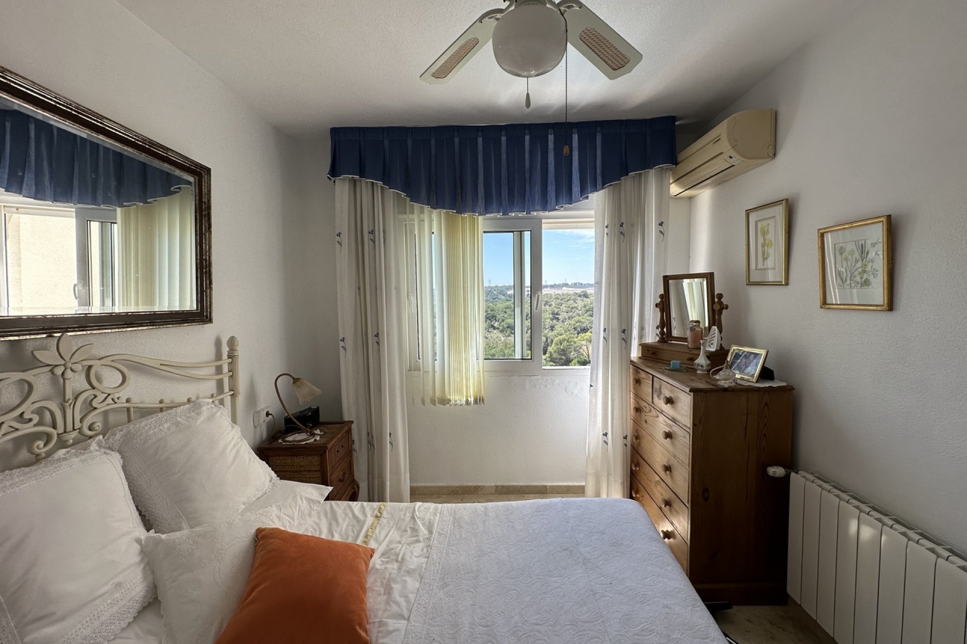 Resale - Villa - Las Ramblas