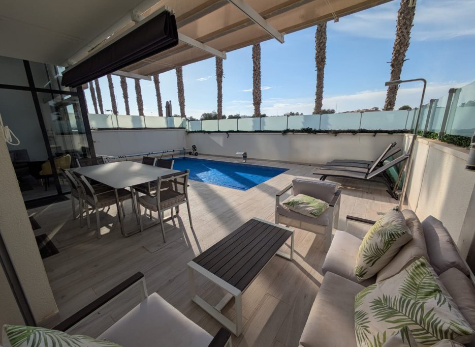 Resale - Villa - Lomas de Cabo Roig