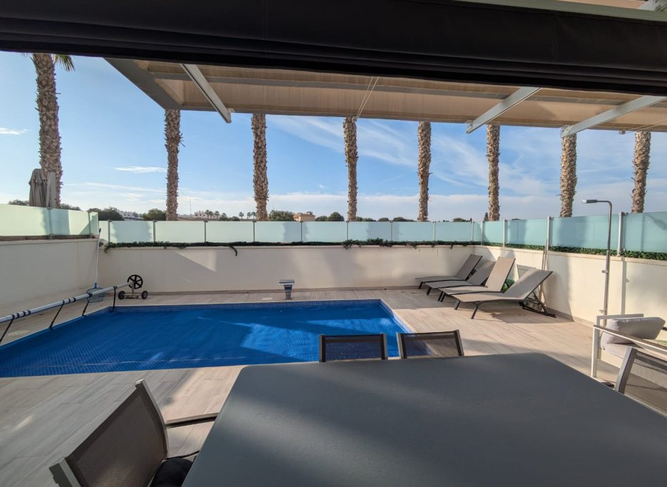 Resale - Villa - Lomas de Cabo Roig