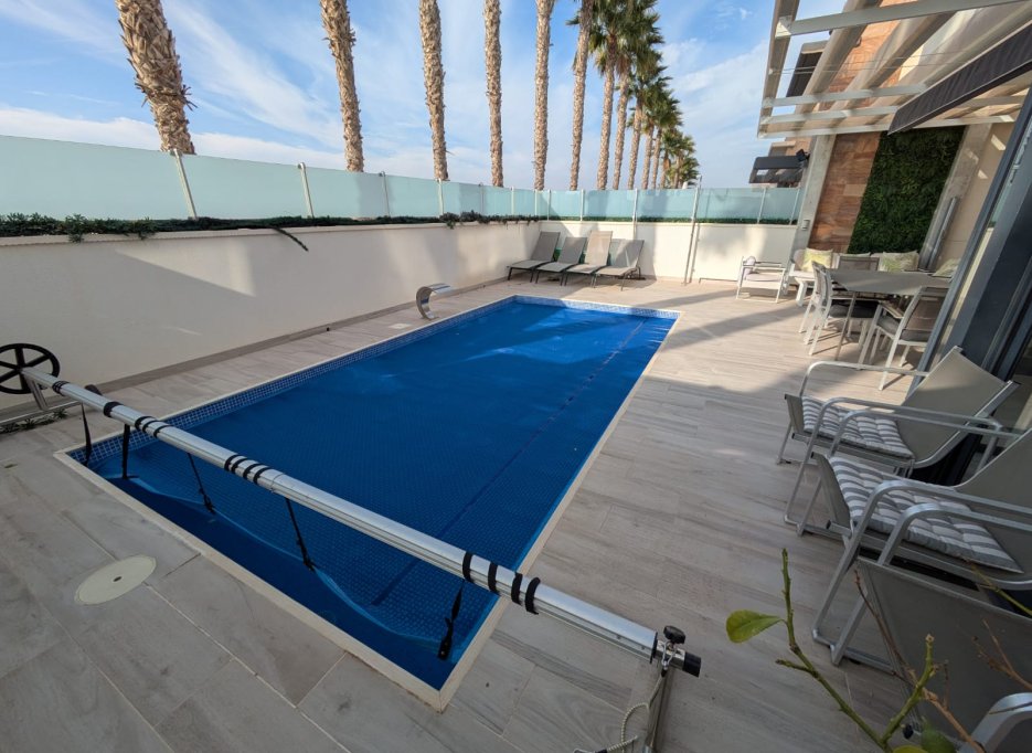 Resale - Villa - Lomas de Cabo Roig