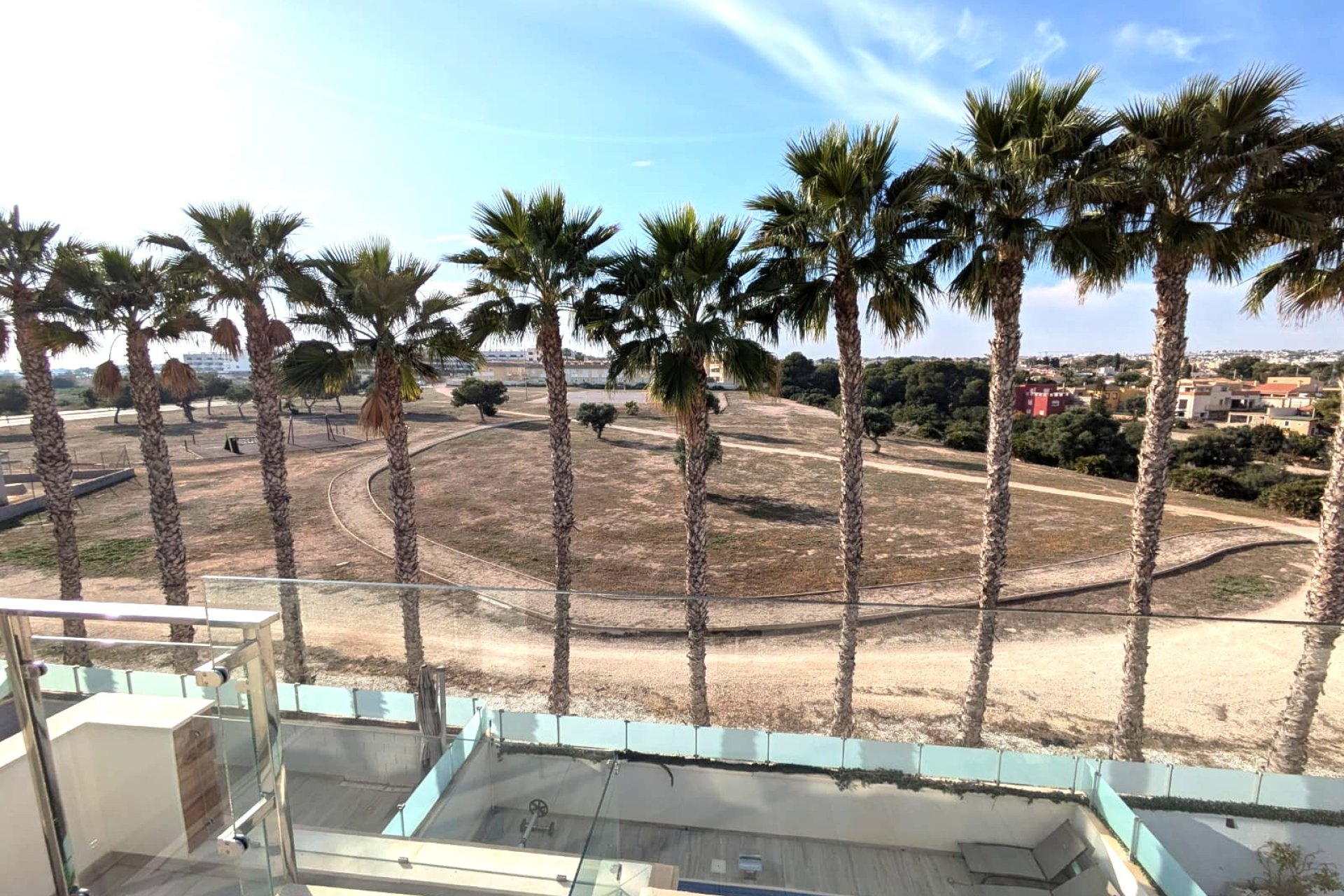 Resale - Villa - Lomas de Cabo Roig