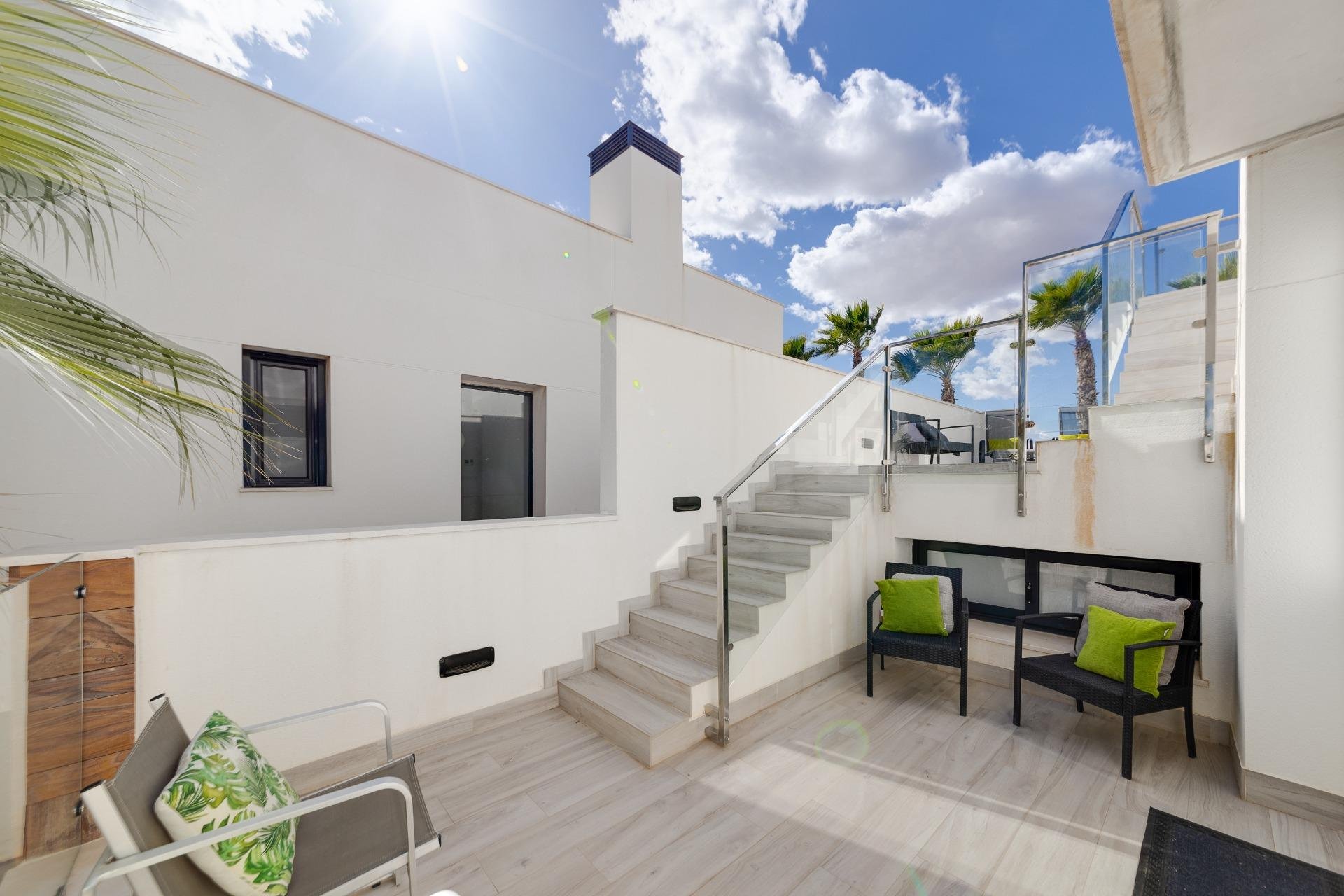 Resale - Villa - Lomas de Cabo Roig