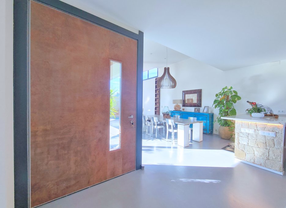 Resale - Villa - Los Alcazares