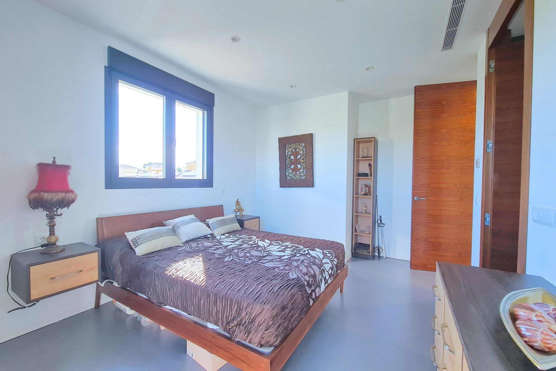 Resale - Villa - Los Alcazares