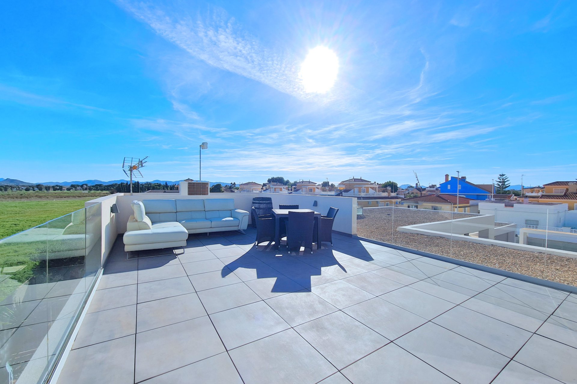 Resale - Villa - Los Alcazares