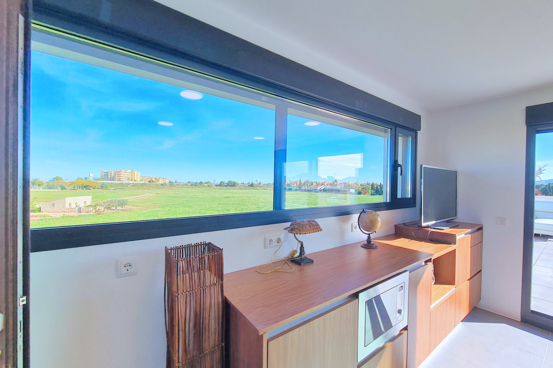 Resale - Villa - Los Alcazares