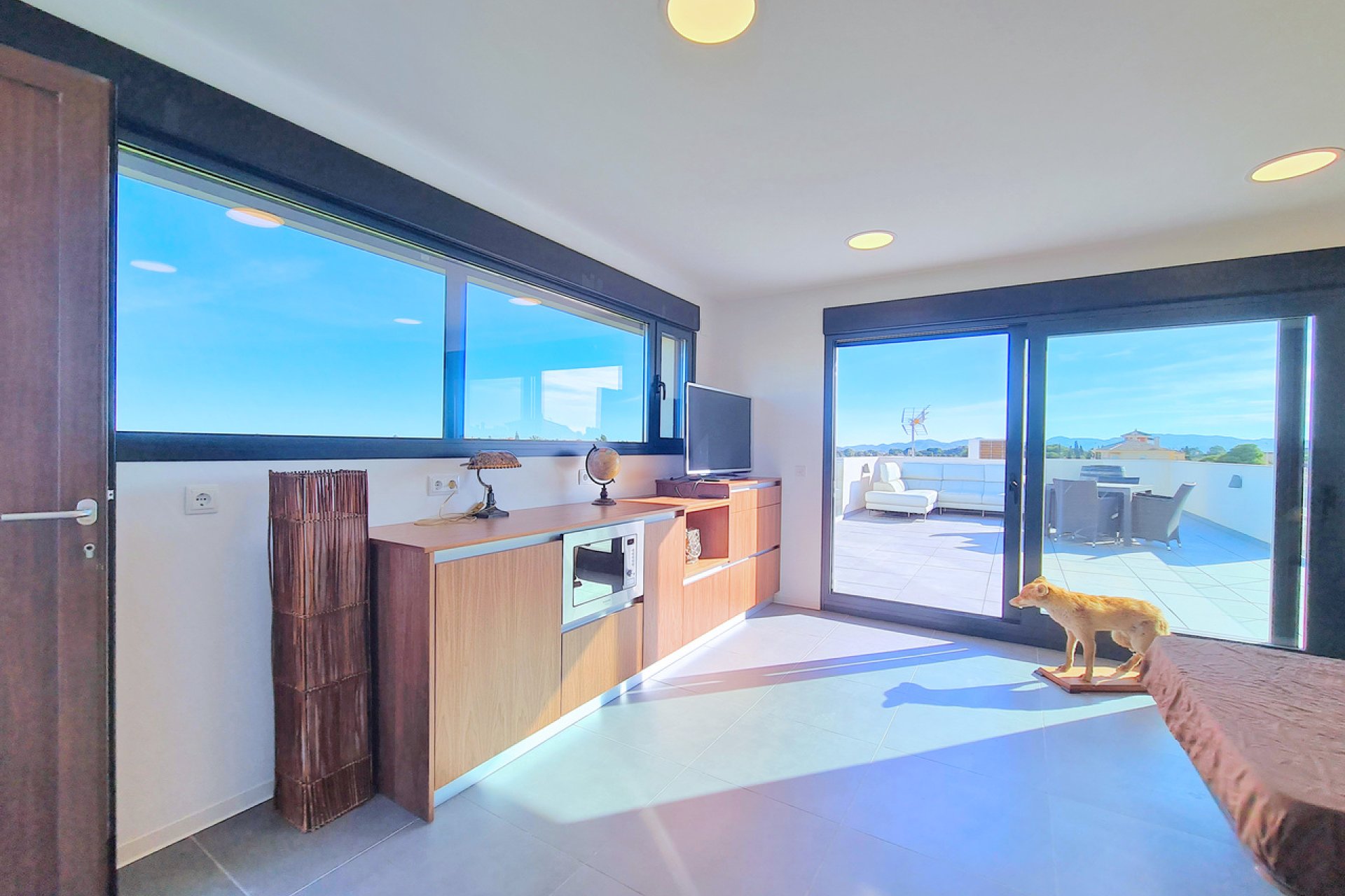 Resale - Villa - Los Alcazares