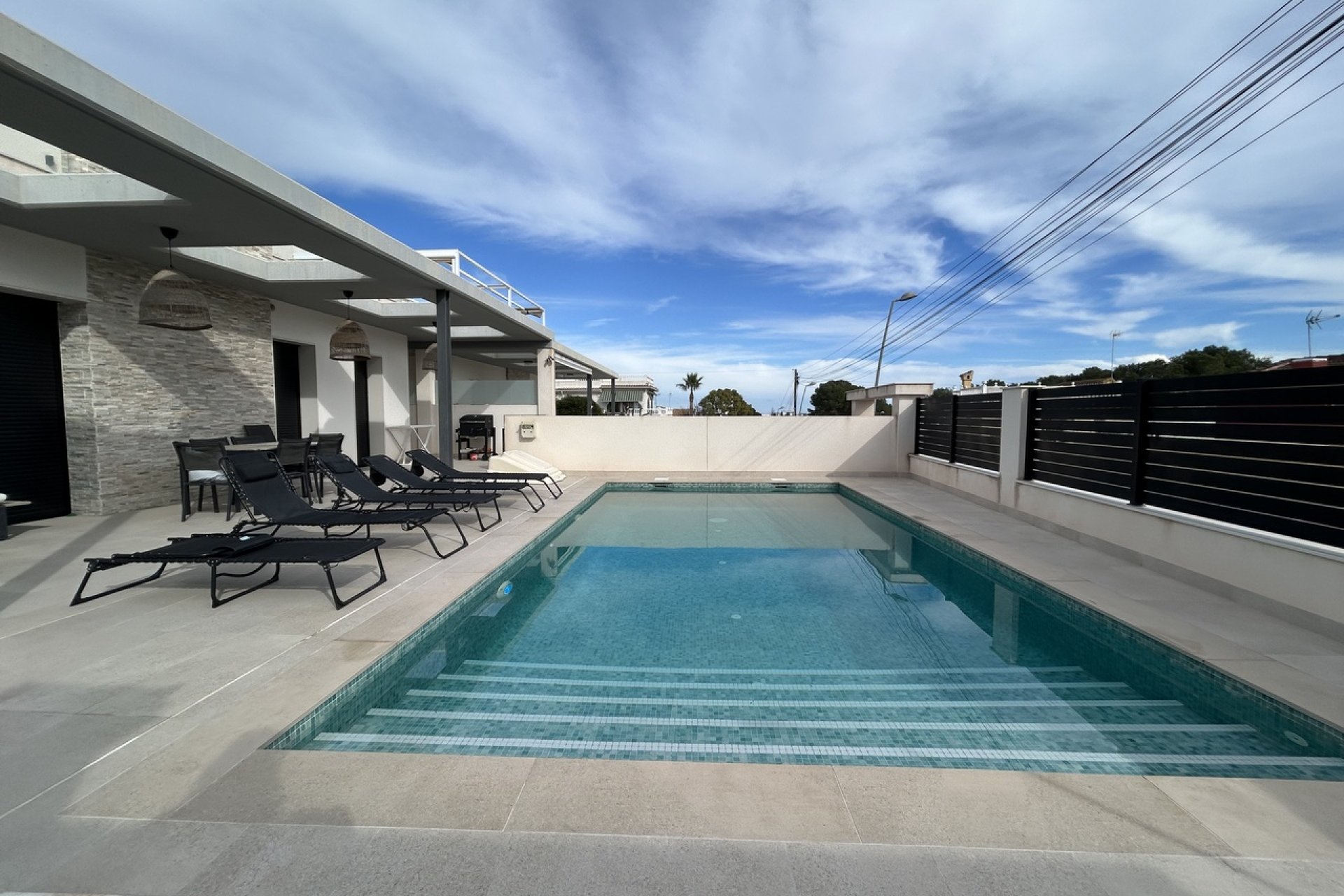 Resale - Villa - Los Balcones