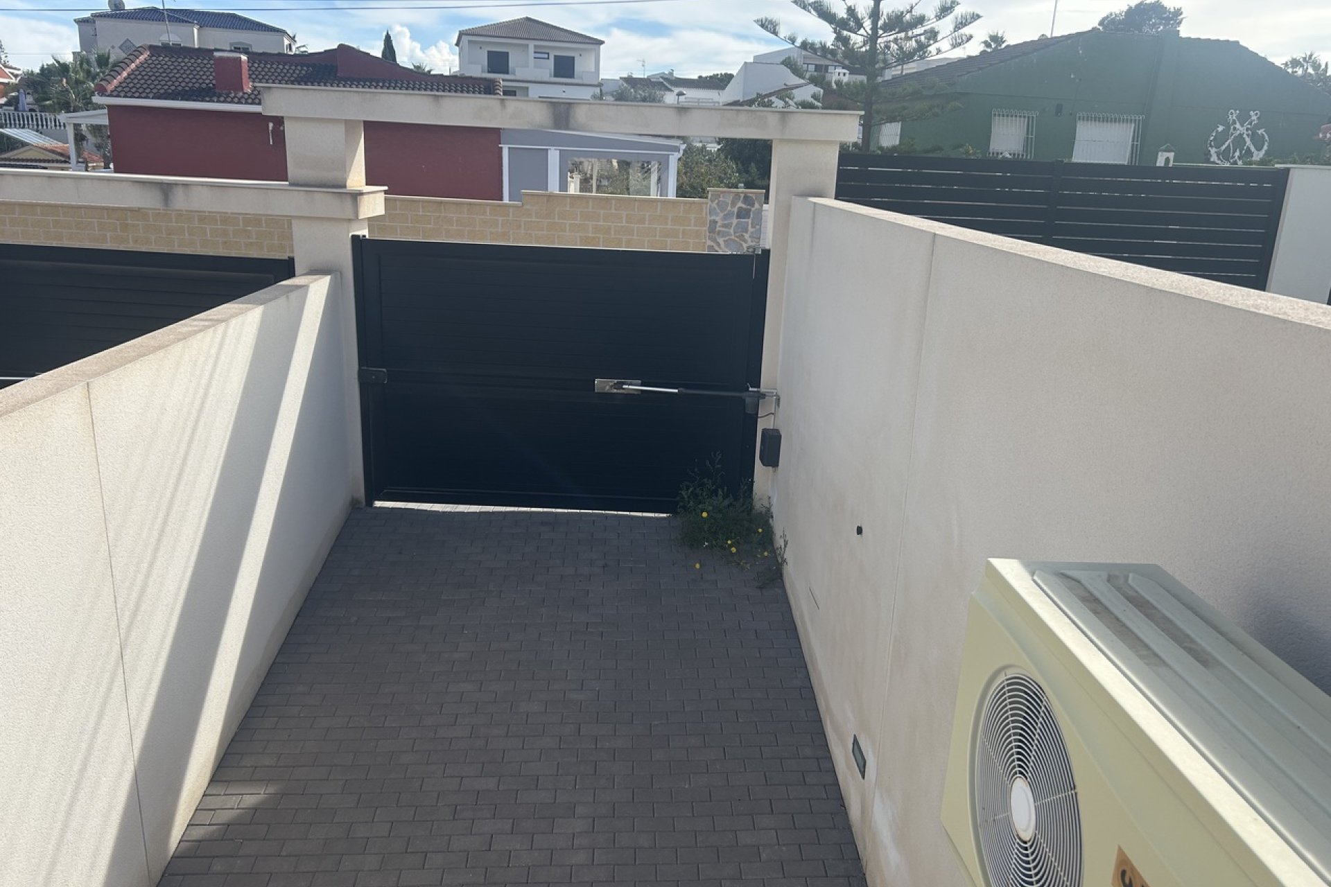 Resale - Villa - Los Balcones