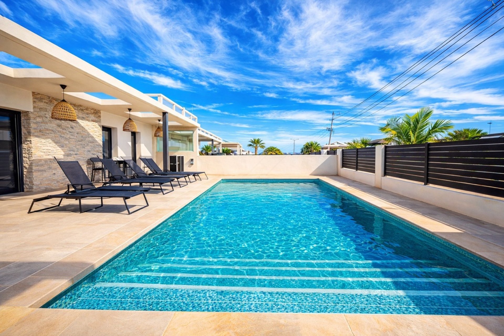 Resale - Villa - Los Balcones