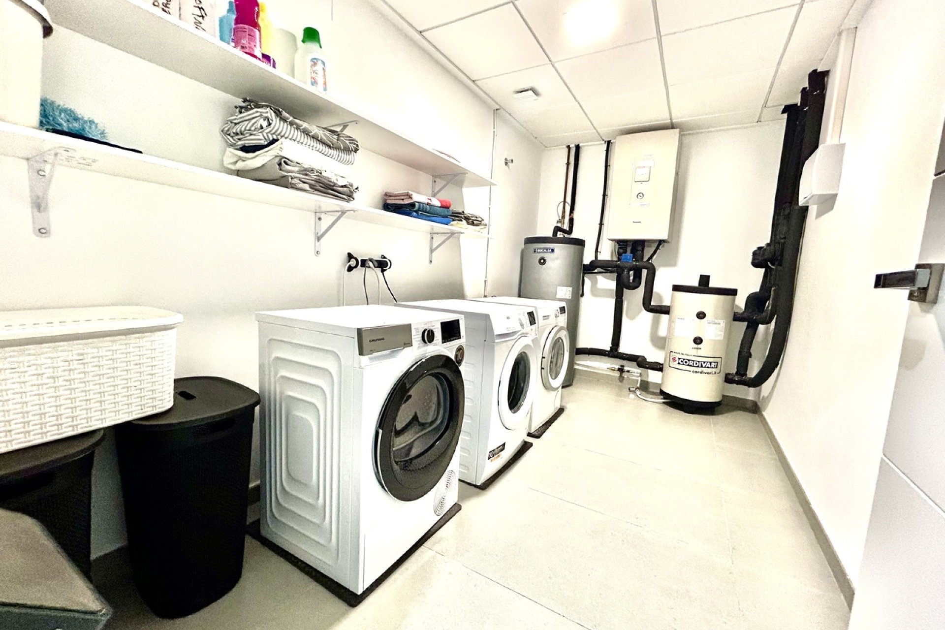 Resale - Villa - Los Balcones